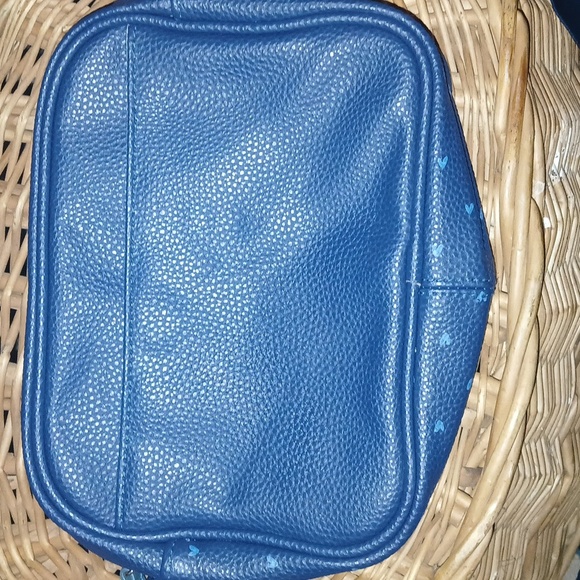 Sophie Allport Crossbody ECU - Picture 2 of 11